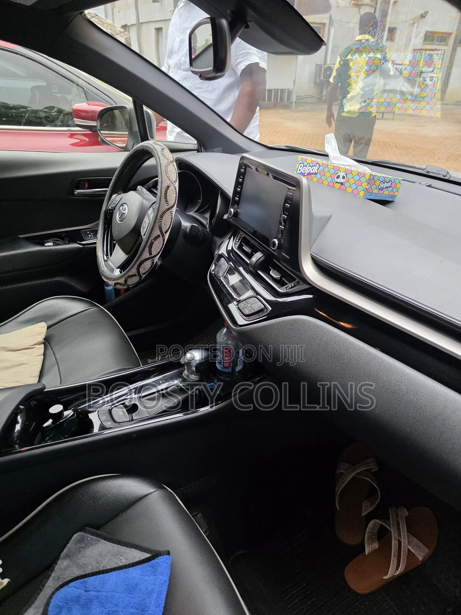 Toyota C-HR XLE FWD 2019 Gray