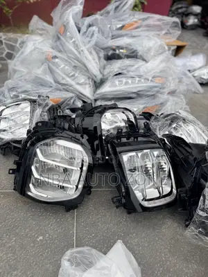 Mitsubishi Outlander 2022-2024 Head Light Pair