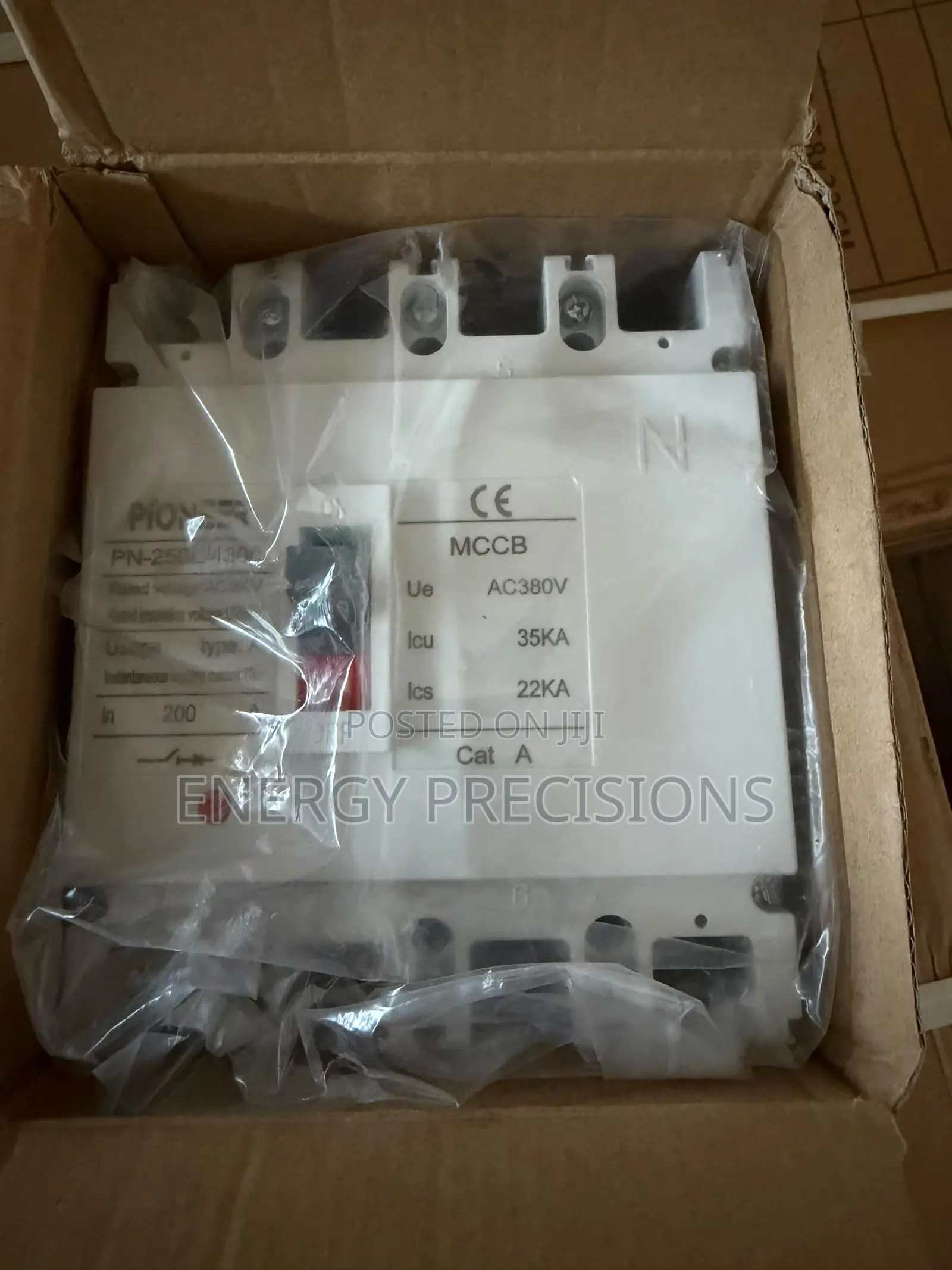 4p Ac200a McCb