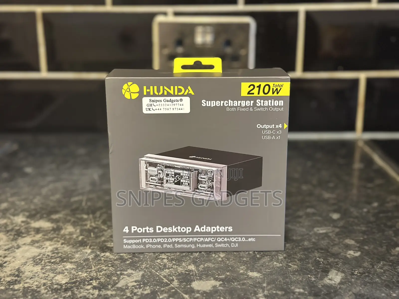 HUNDA Supercharger Station 210W 4 Ports USB C a Desktop Charging Hub