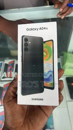 New Samsung Galaxy A04s 128 GB Black