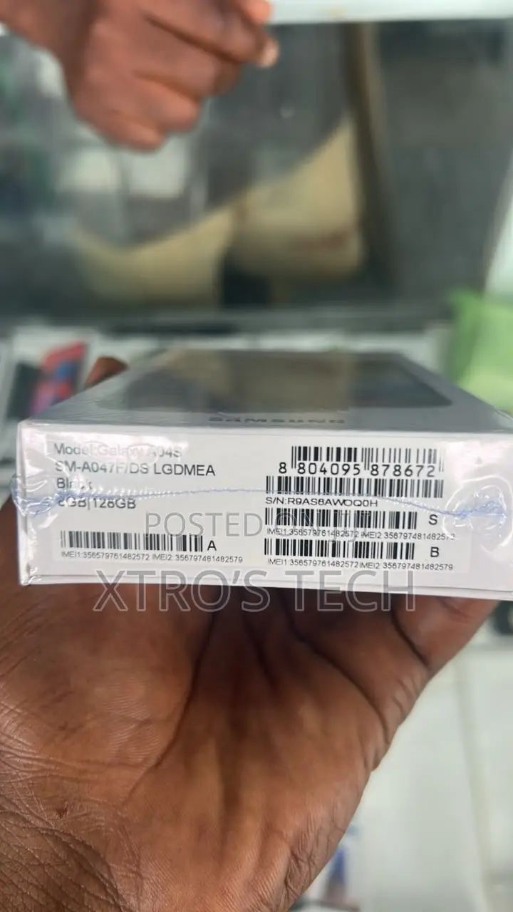 New Samsung Galaxy A04s 128 GB Black