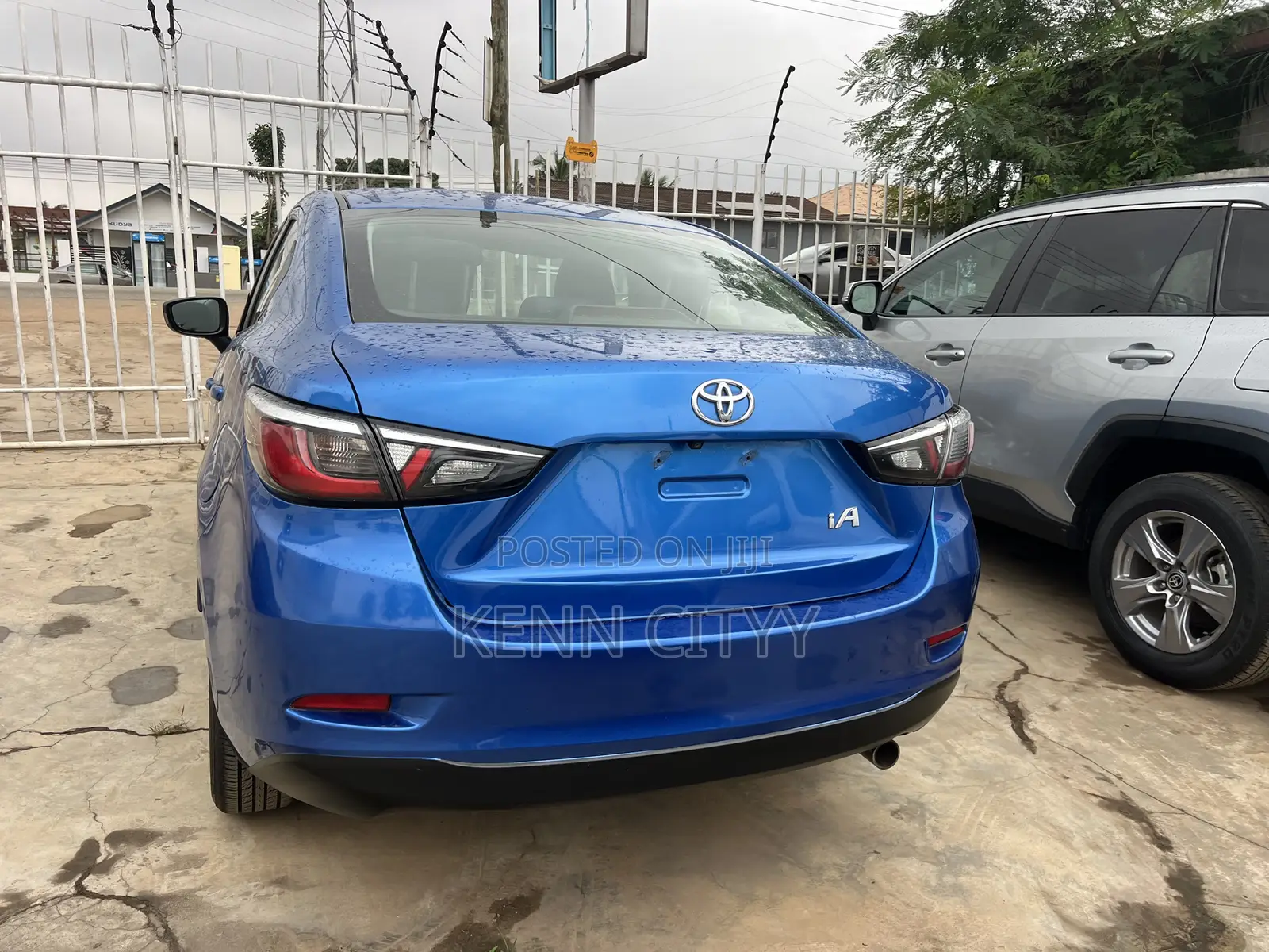 Toyota Yaris iA 1.5 FWD 2017 Blue