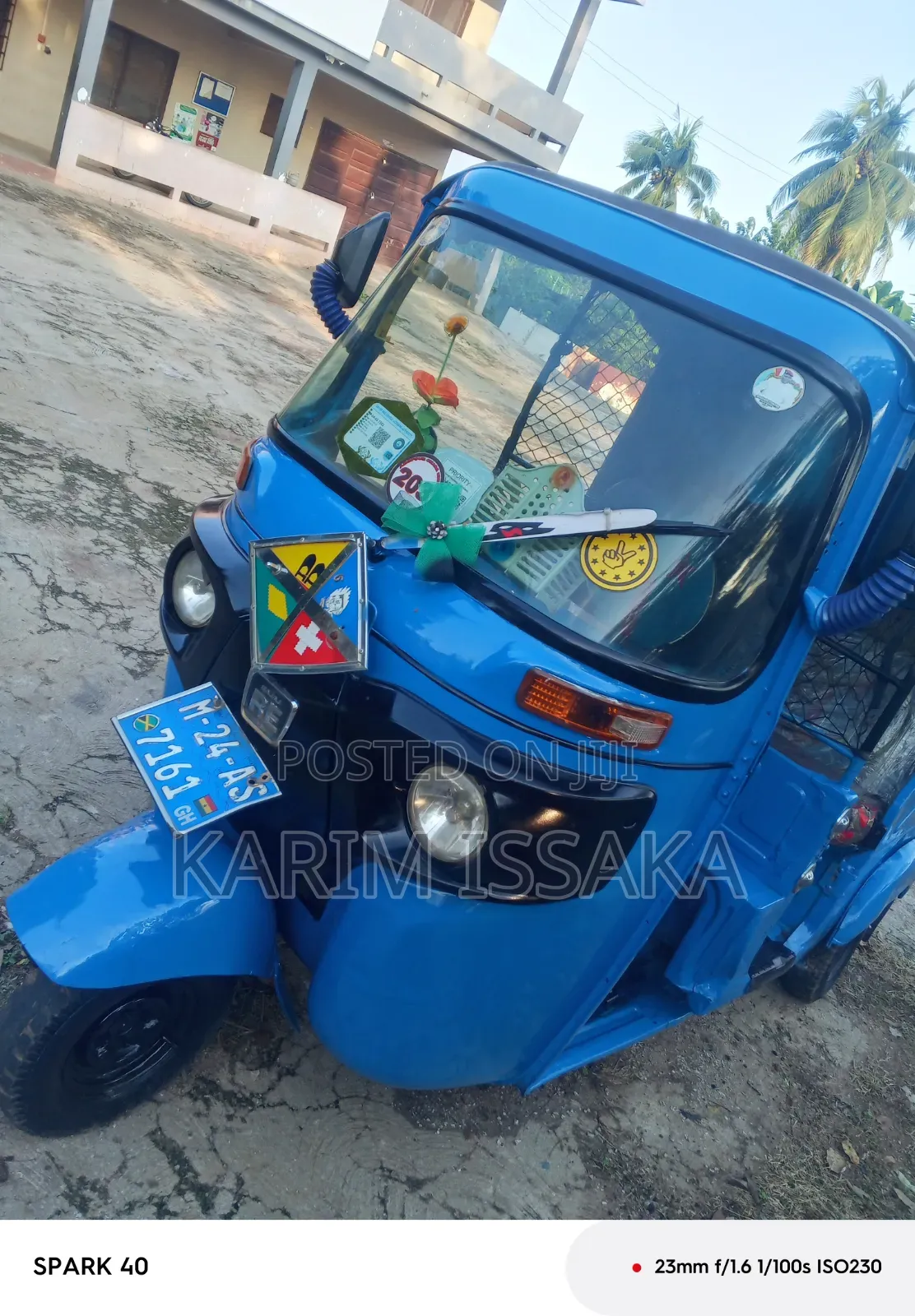 Bajaj RE 2024 Blue