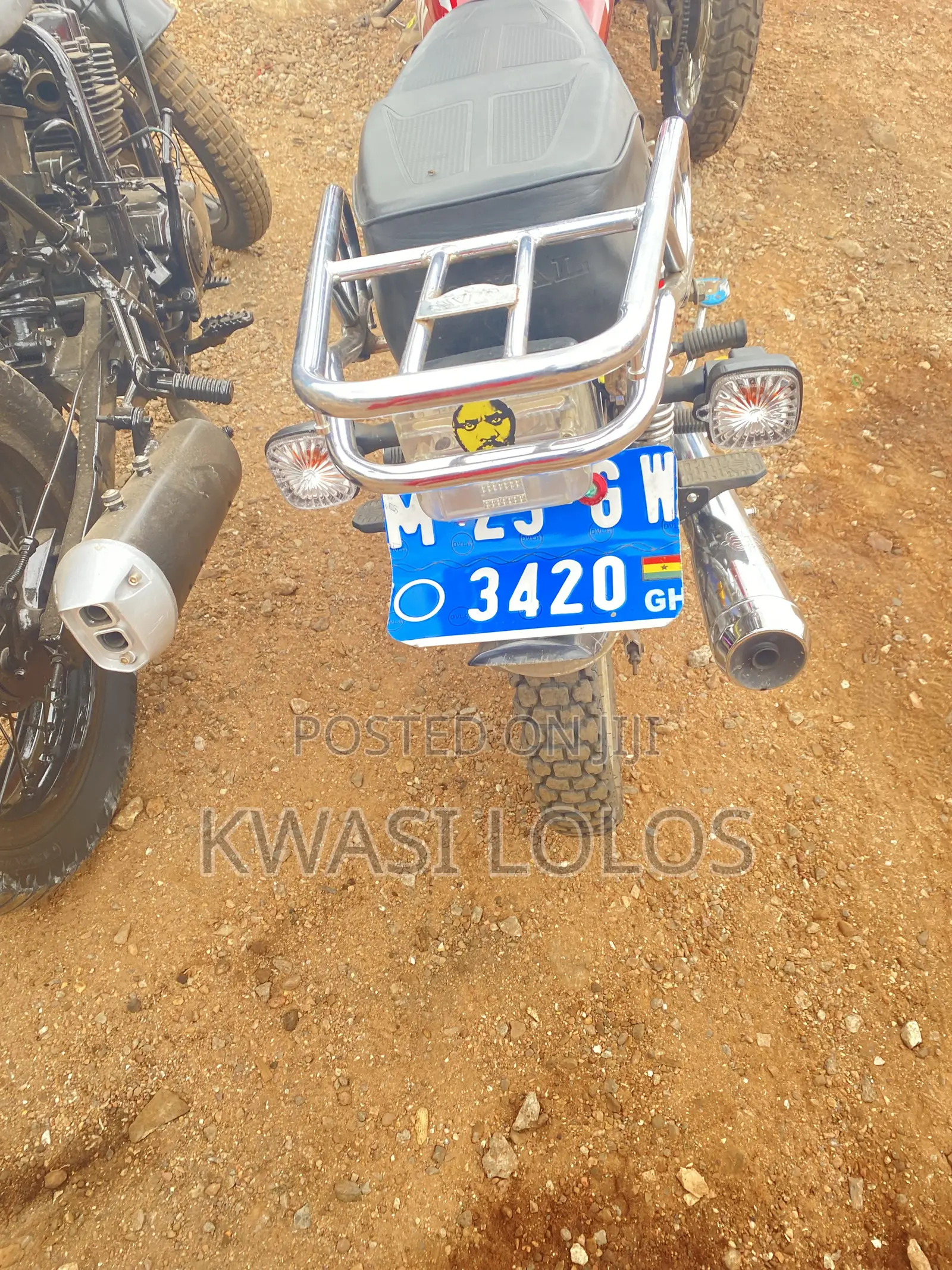 Royal RY125 2023
