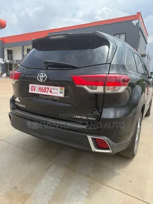 Toyota Highlander Limited 4x2 V6 (3.5L 6cyl 8A) 2018 Black