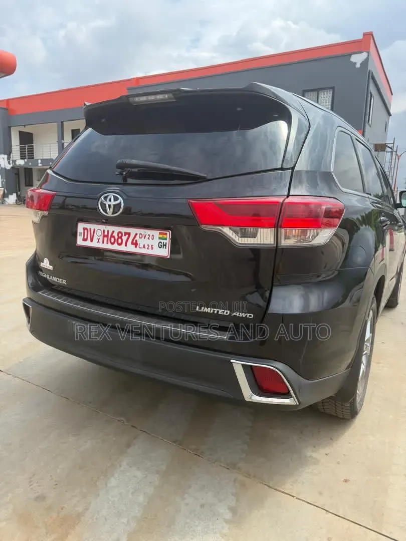 Toyota Highlander Limited 4x2 V6 (3.5L 6cyl 8A) 2018 Black