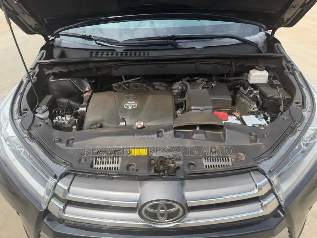 Toyota Highlander Limited 4x2 V6 (3.5L 6cyl 8A) 2018 Black
