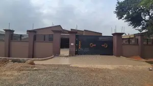 3bdrm House in Adenta for rent