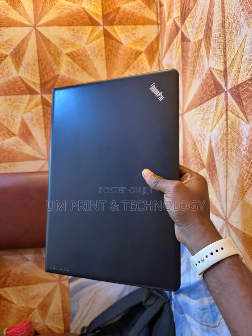 Laptop Lenovo ThinkPad E470 8GB Intel Core i5 HDD 500GB