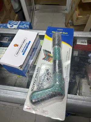 Nail Gun With 100 Pieces of Nails
