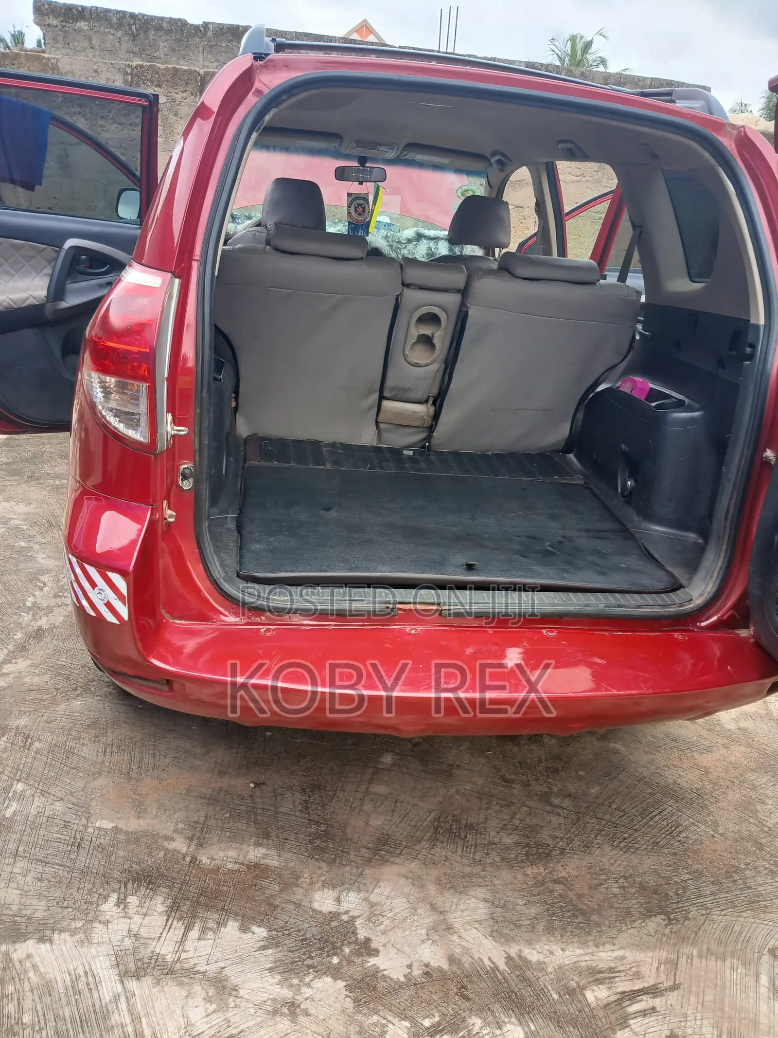 Toyota RAV4 2.4 2008 Red