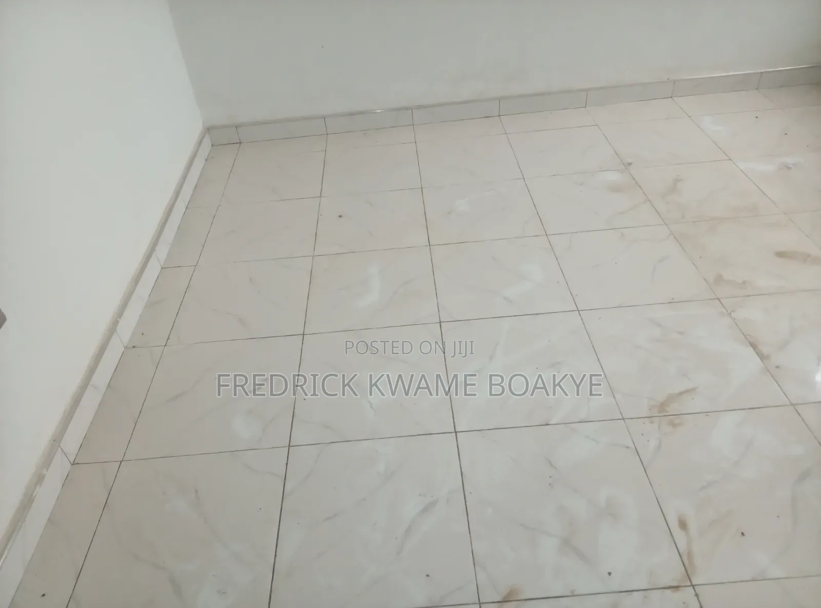 10bdrm Mansion in Brother K Estate, Kumasi Metropolitan for rent