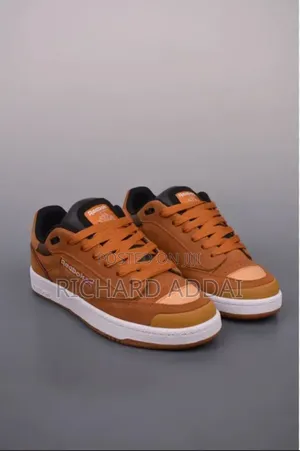 Men's Sneakers( Reebok)