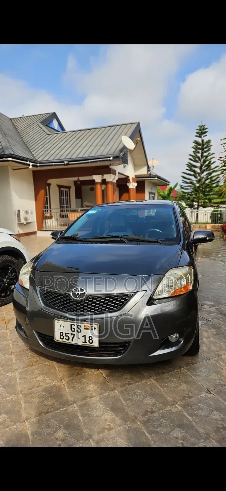 Toyota Yaris 2010 Gray