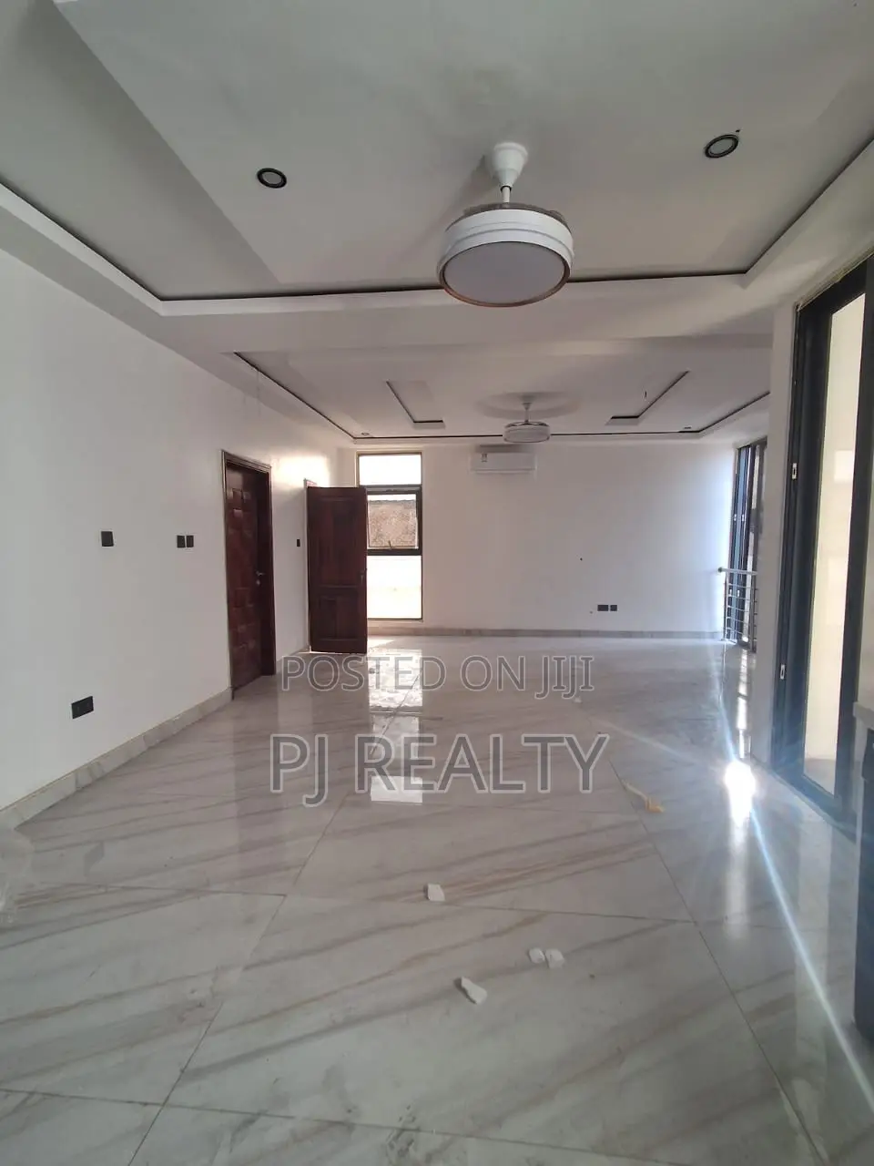 2bdrm Apartment in Adjiriganor for rent
