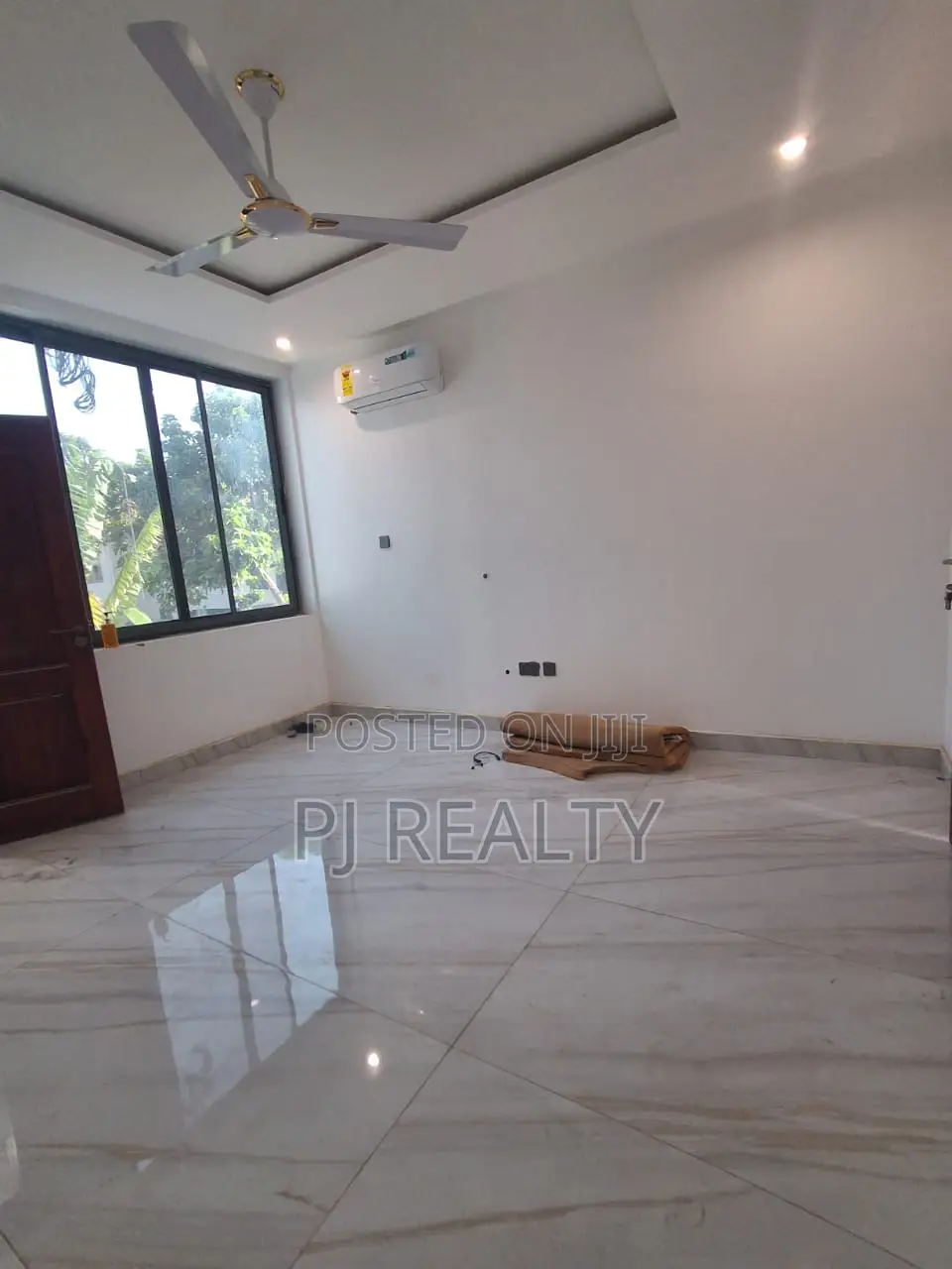 2bdrm Apartment in Adjiriganor for rent