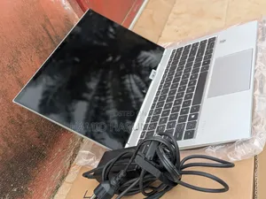Laptop HP EliteBook x360 1040 G7 16GB Intel Core i5 SSD 256GB