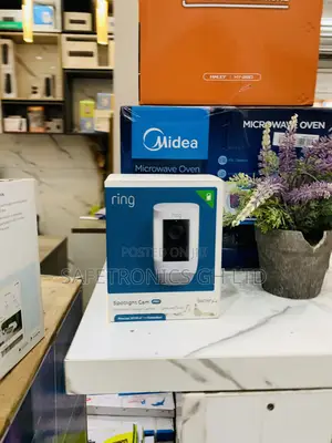 Shop Design Floodlight Cam Pro | Outdoor Floodlight Security Camera