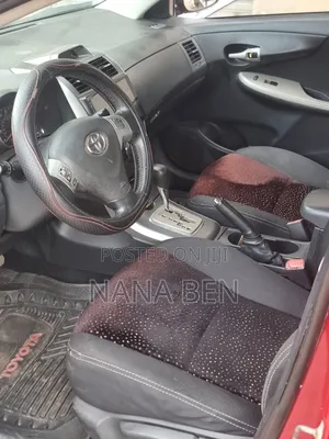 Toyota Corolla 2013 Red