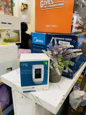Exclusive White Floodlight Cam Pro |Outdoor Floodlight Security Camera