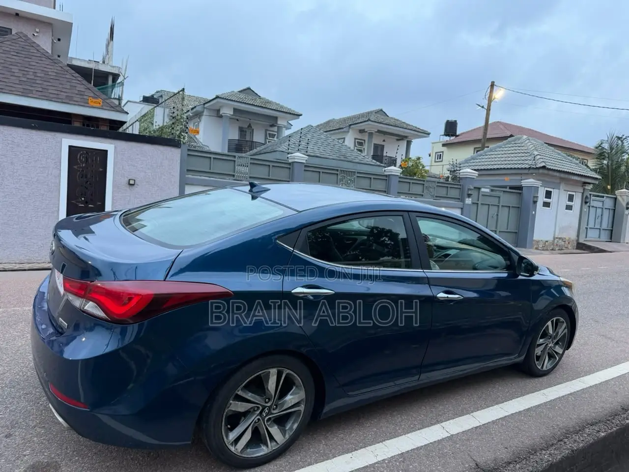 Hyundai Elantra 2016 Blue