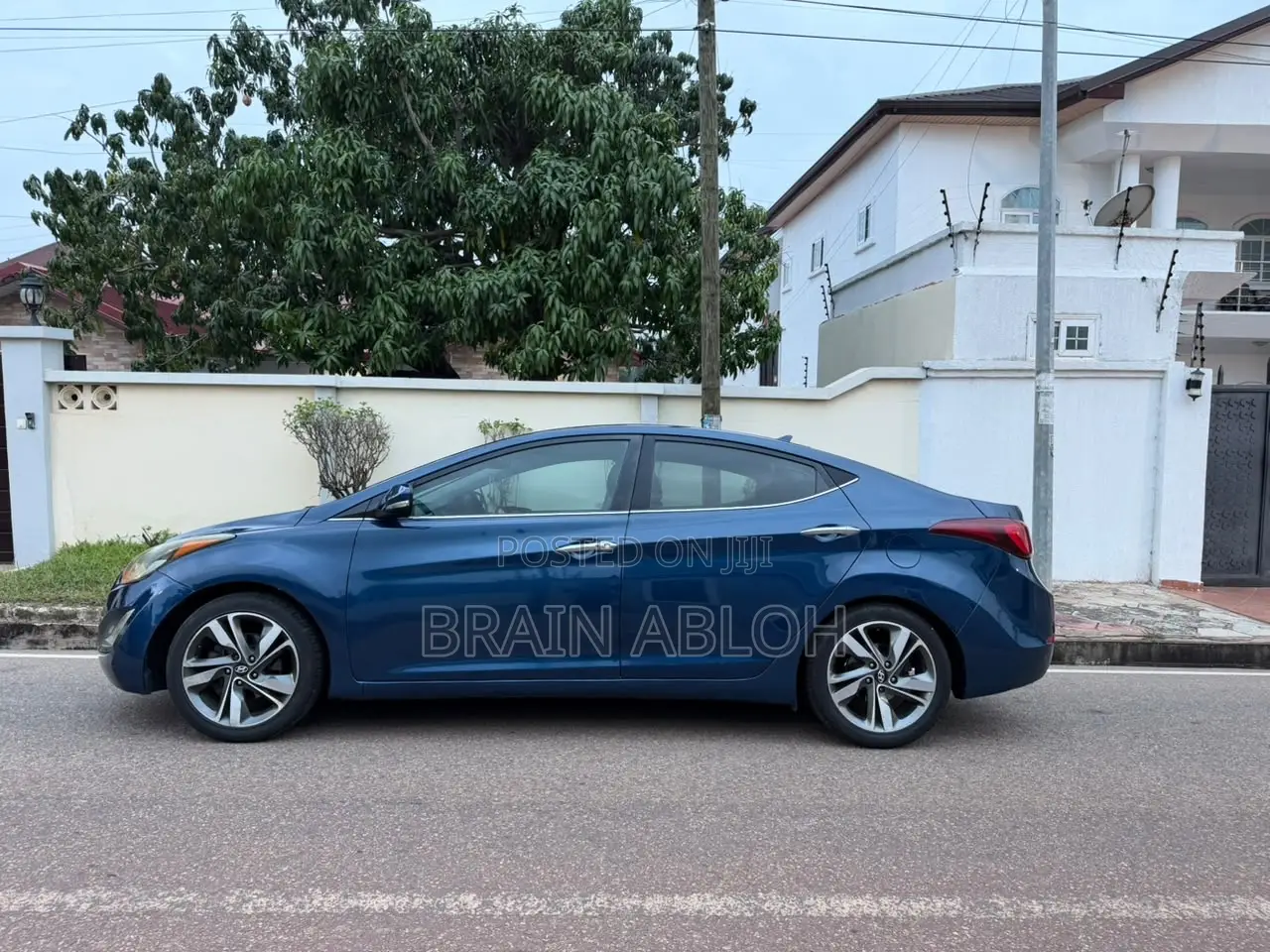 Hyundai Elantra 2016 Blue