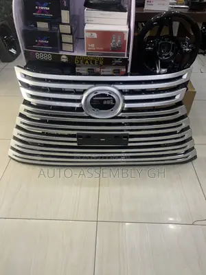 Lexus LX600 Front Grill Original
