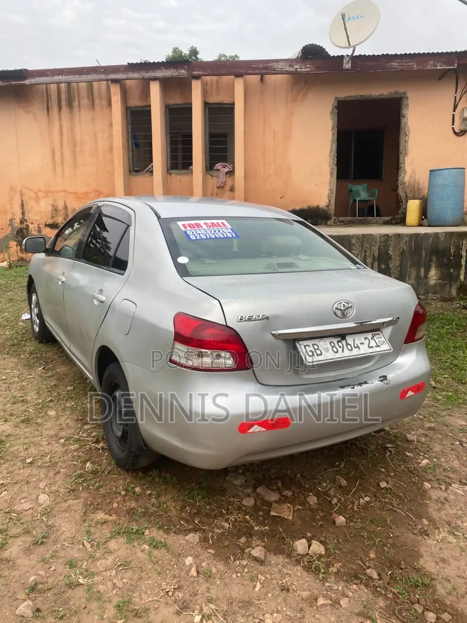 Toyota Belta 2010 Silver