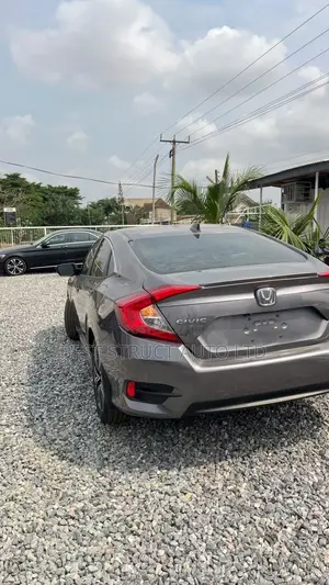 Honda Civic EX-L Sedan 2018 Silver
