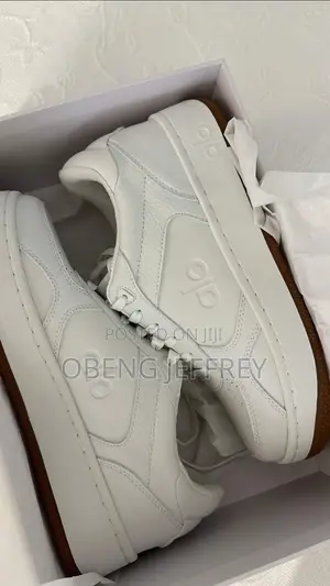 Original Alo Recovery Sneaker White