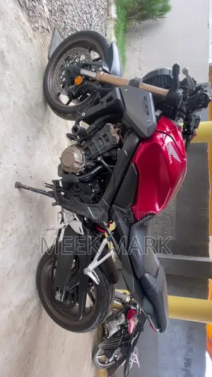 Honda CBR 2022 Red