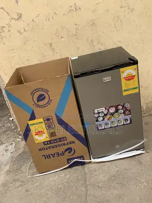 Massive Pearl PF-010-1A 90liters Table Top Fridge