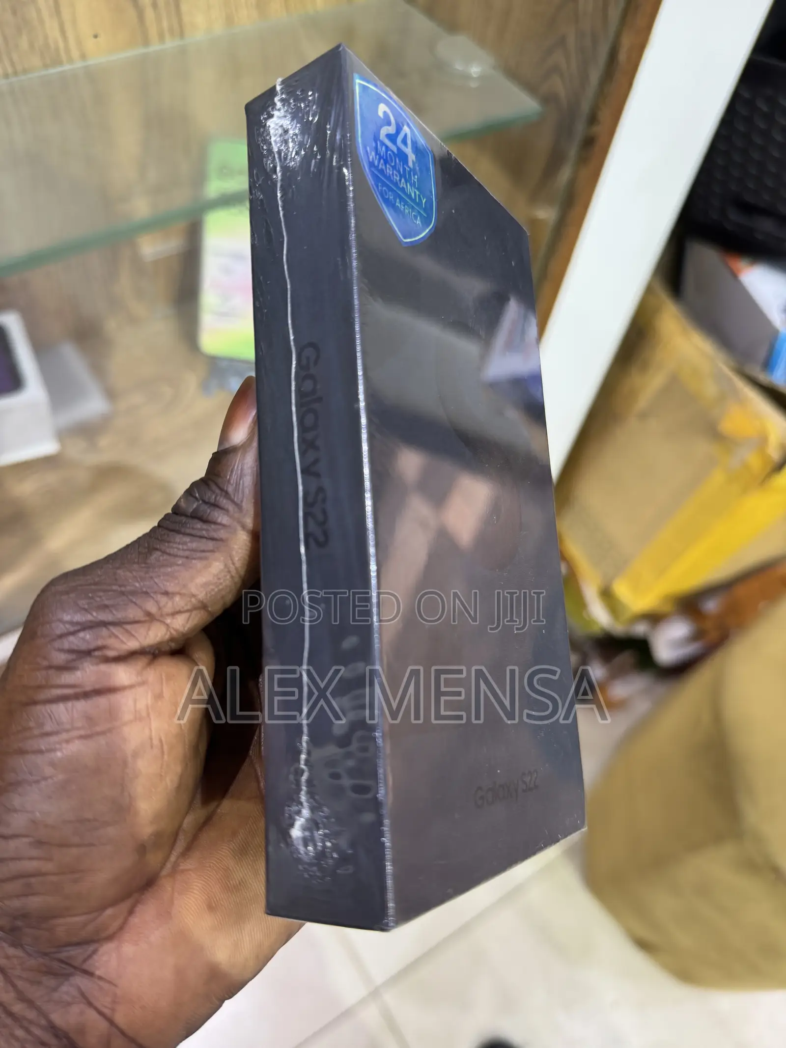 New Samsung Galaxy S22 5G 128 GB Black
