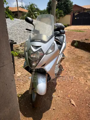 Honda 2008 Silver