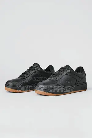 Original Alo Mode Sneaker Black