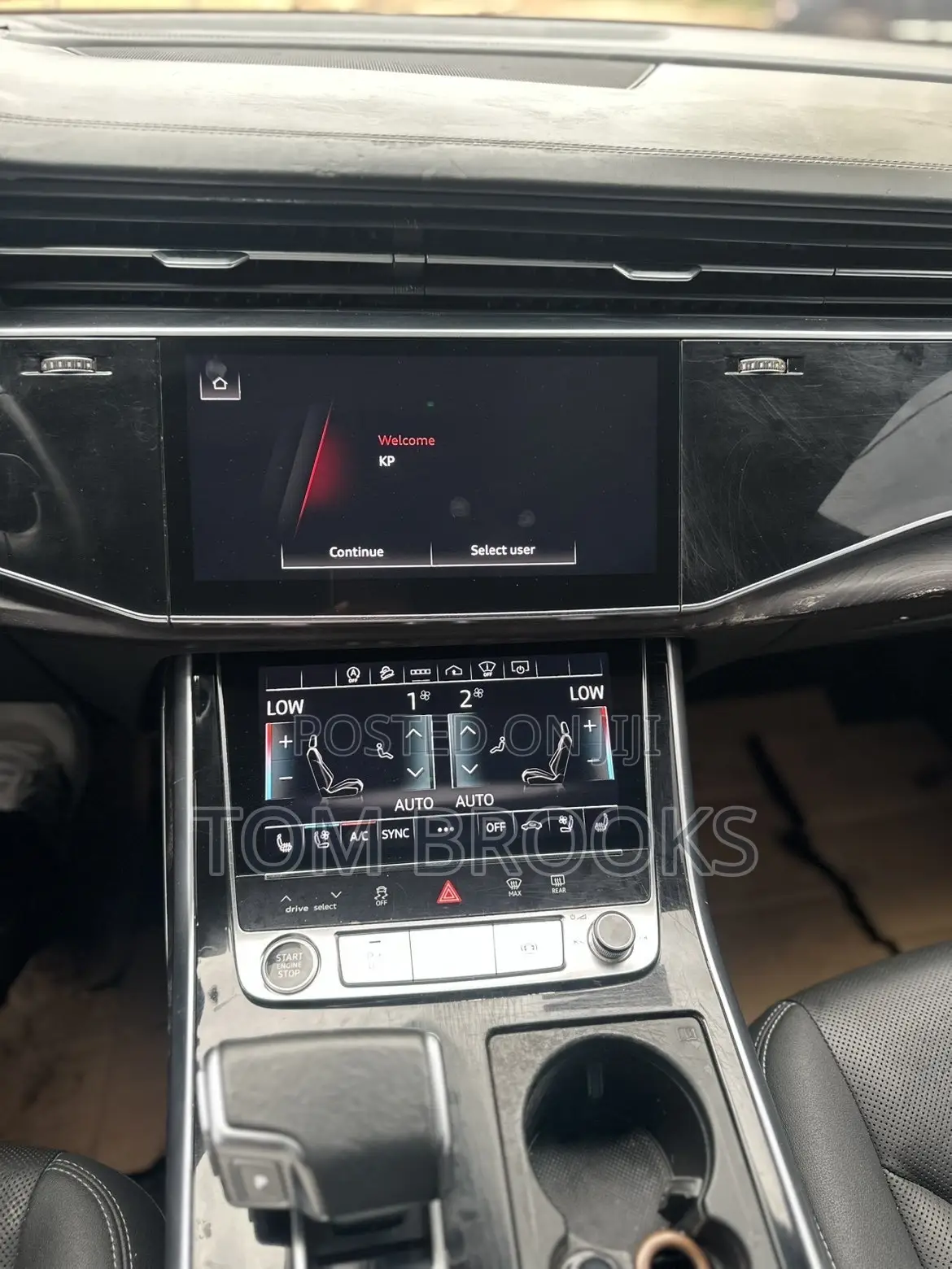 Audi Q8 2022 White