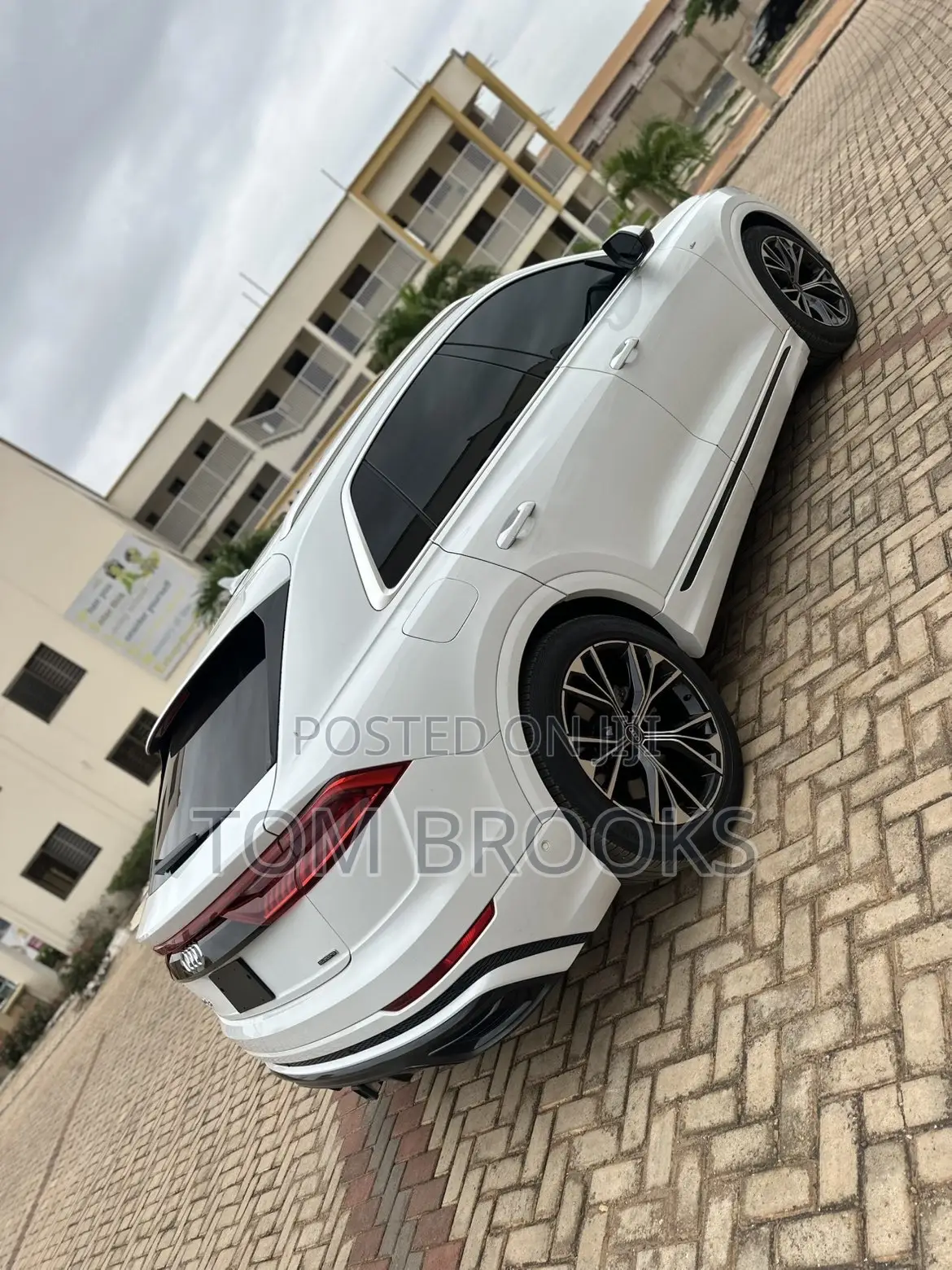 Audi Q8 2022 White