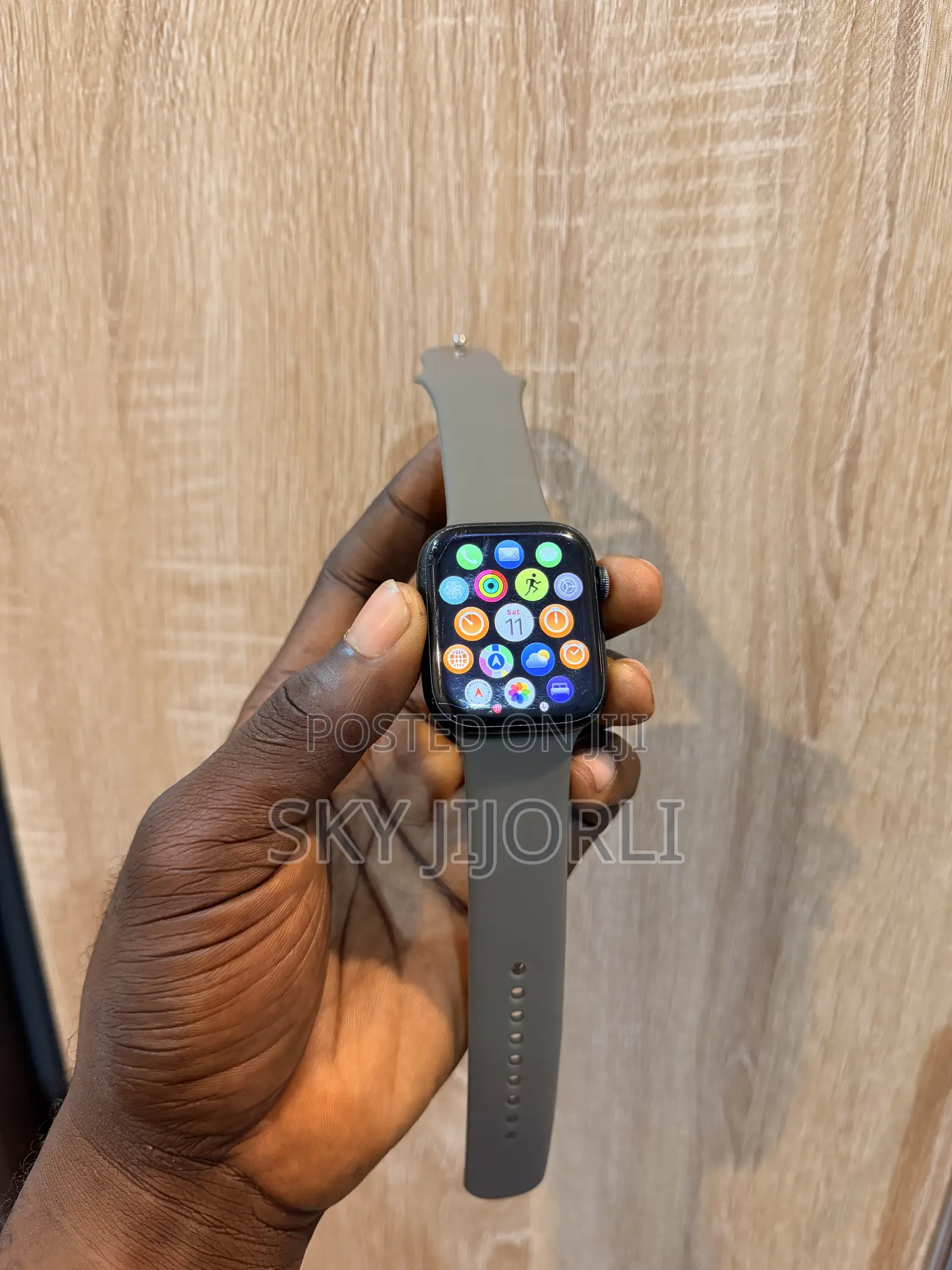Apple Watch Series 8(GPS +Cellular)