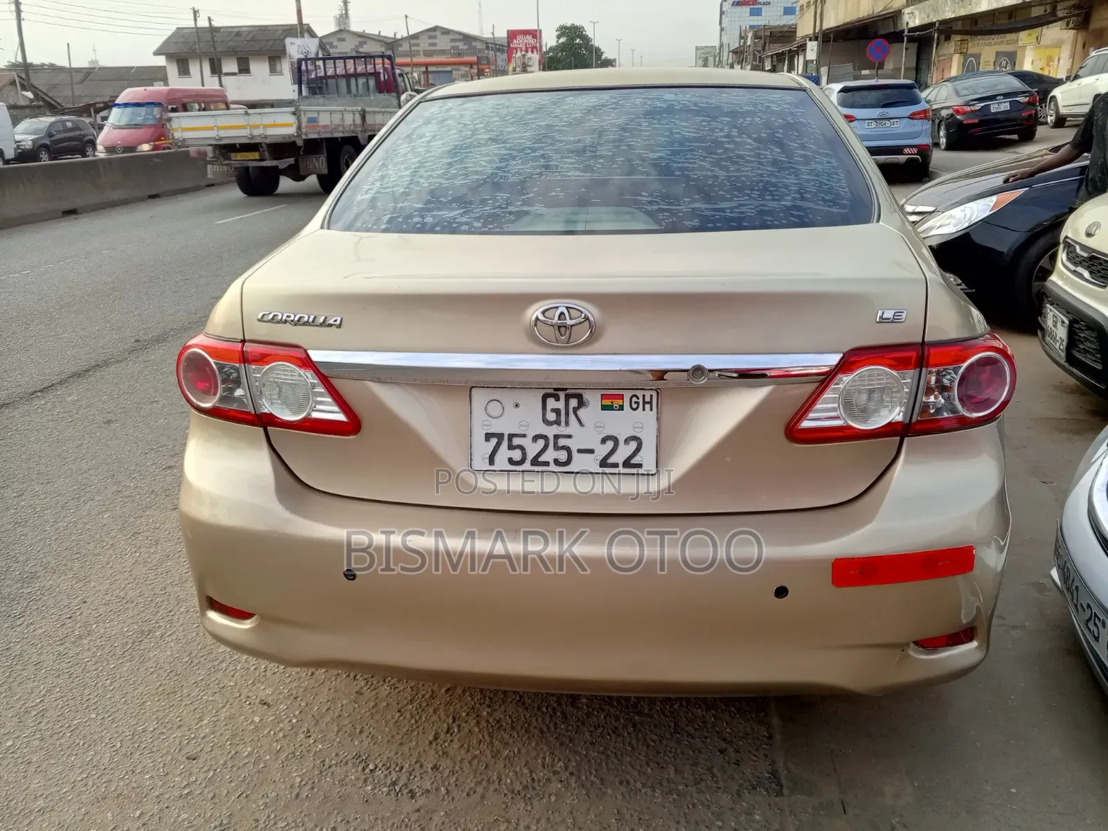 Toyota Corolla 2013 Gold