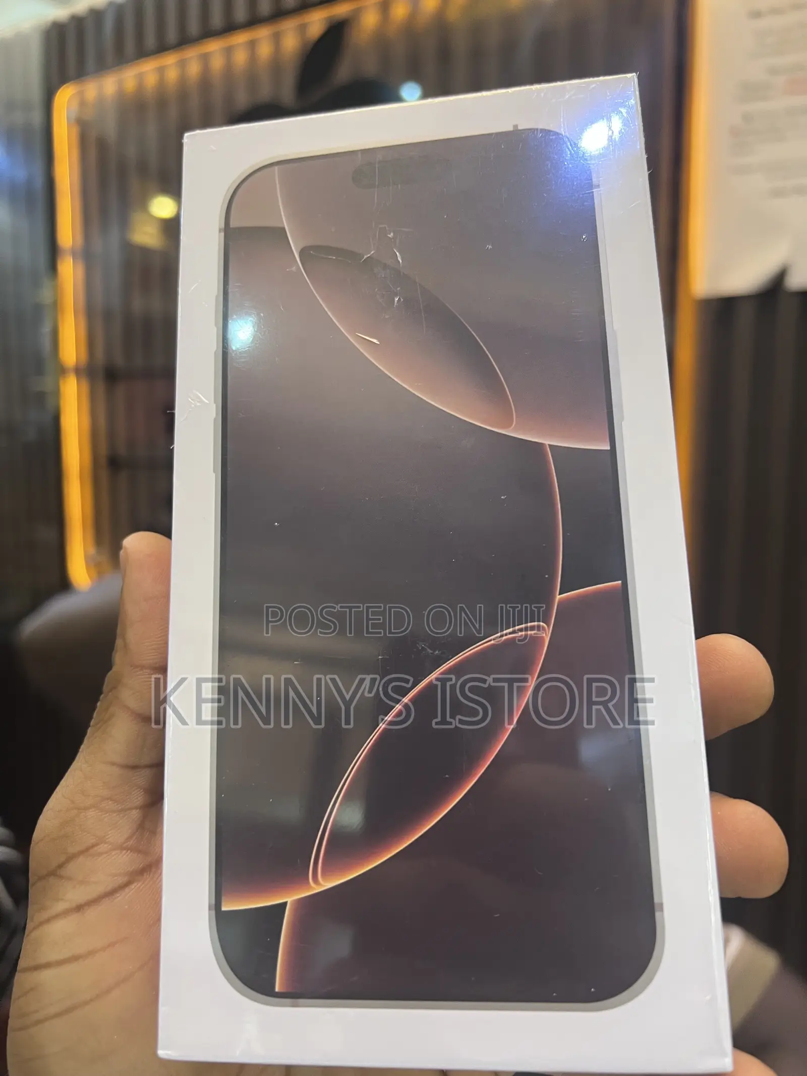 New Apple iPhone 16 Pro Max 256 GB Gold