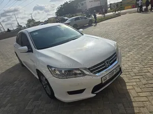 Honda Accord Sport 4dr Sedan (2.4L 4cyl CVT) 2015 White