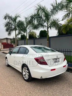 Honda Civic 1.4 5 Door Automatic 2012 White