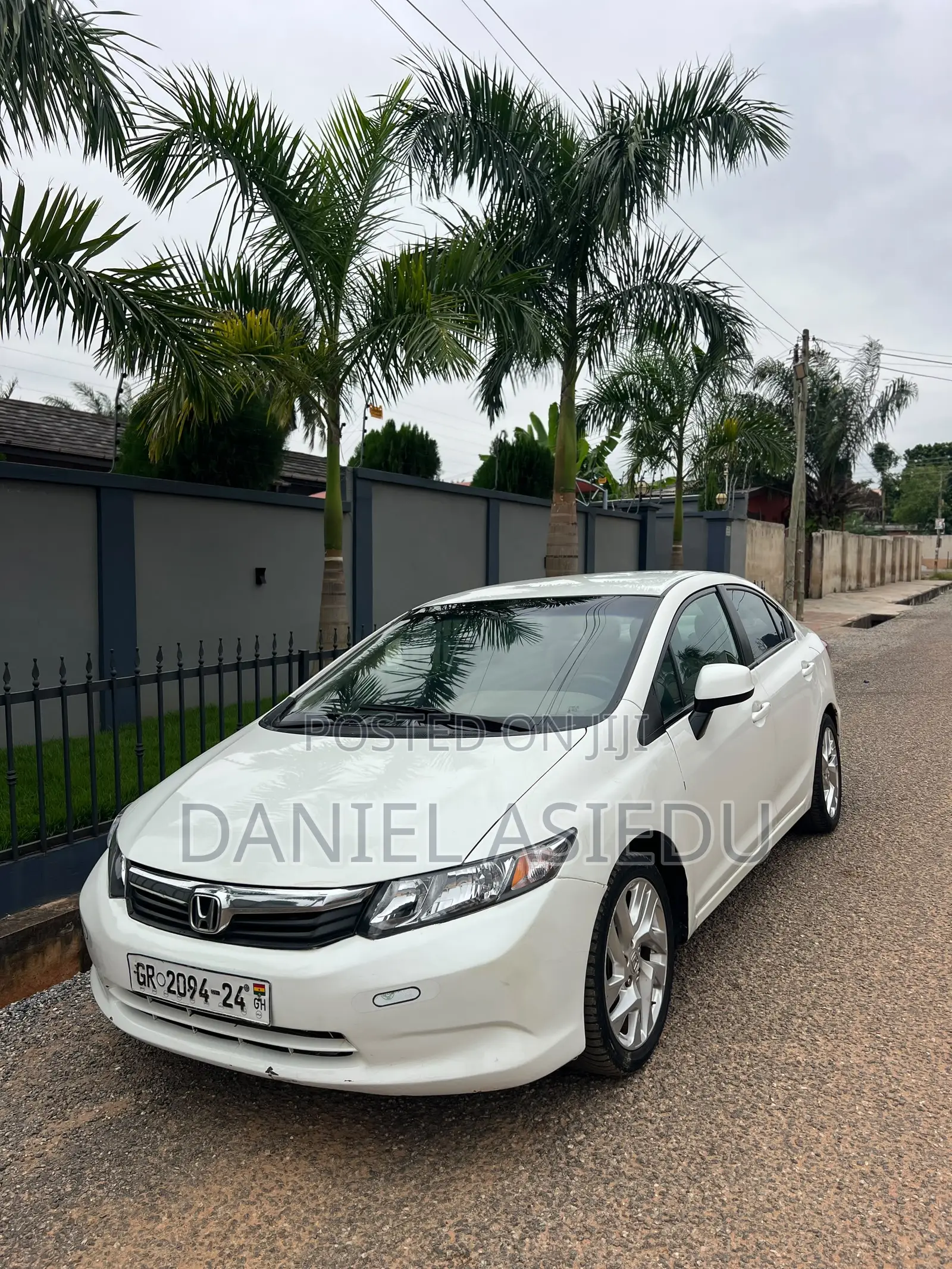 Honda Civic 1.4 5 Door Automatic 2012 White