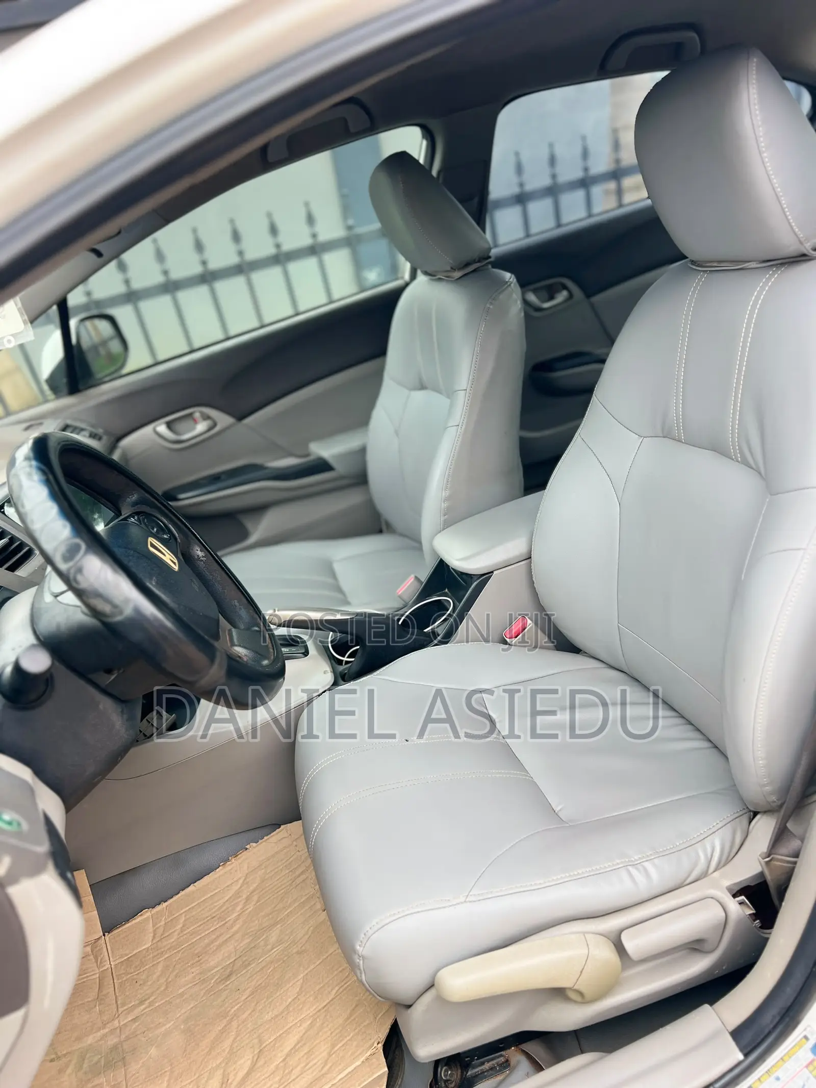 Honda Civic 1.4 5 Door Automatic 2012 White