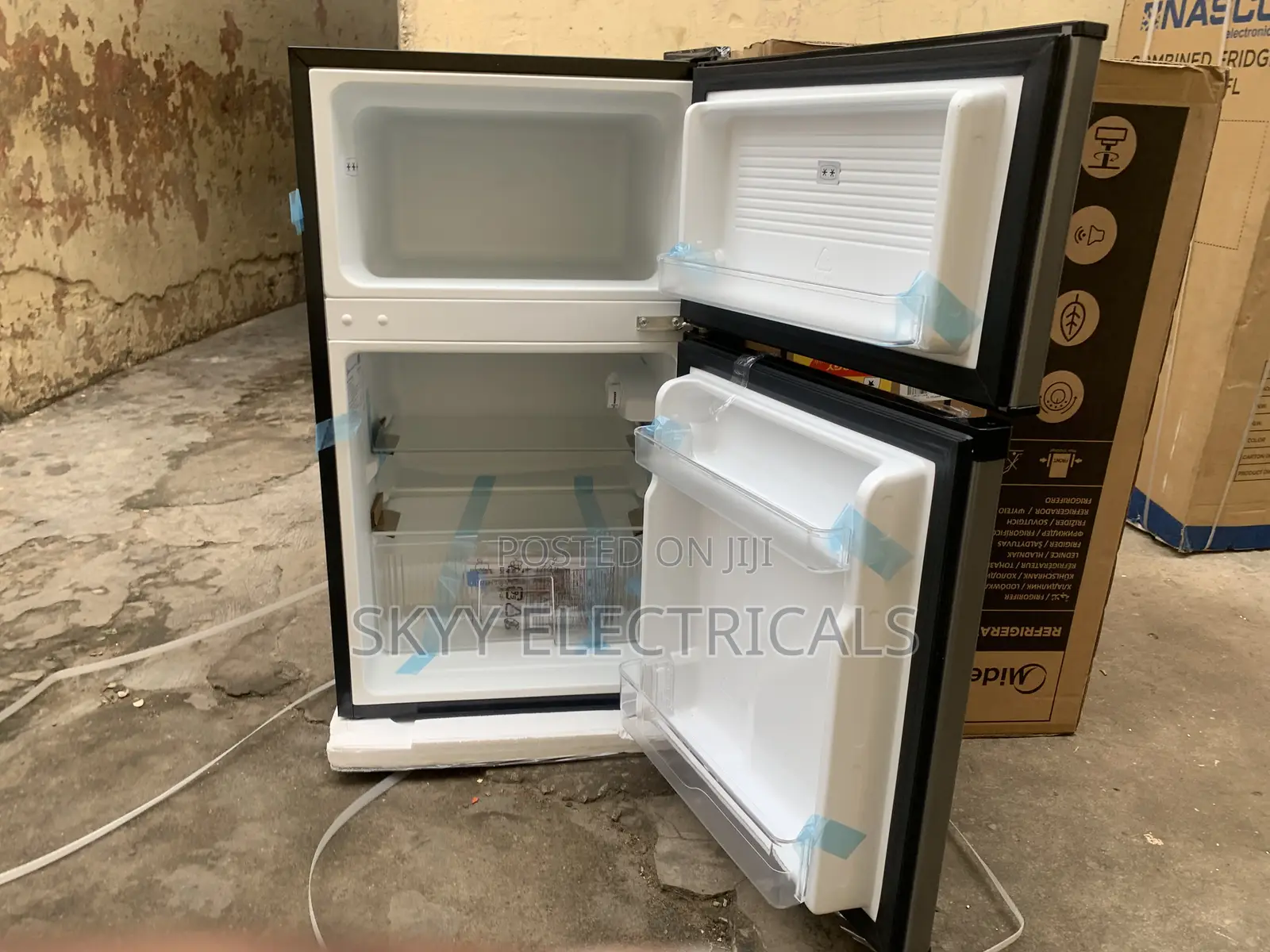 Sleek Midea 87litres Table Top Double Door Fridge