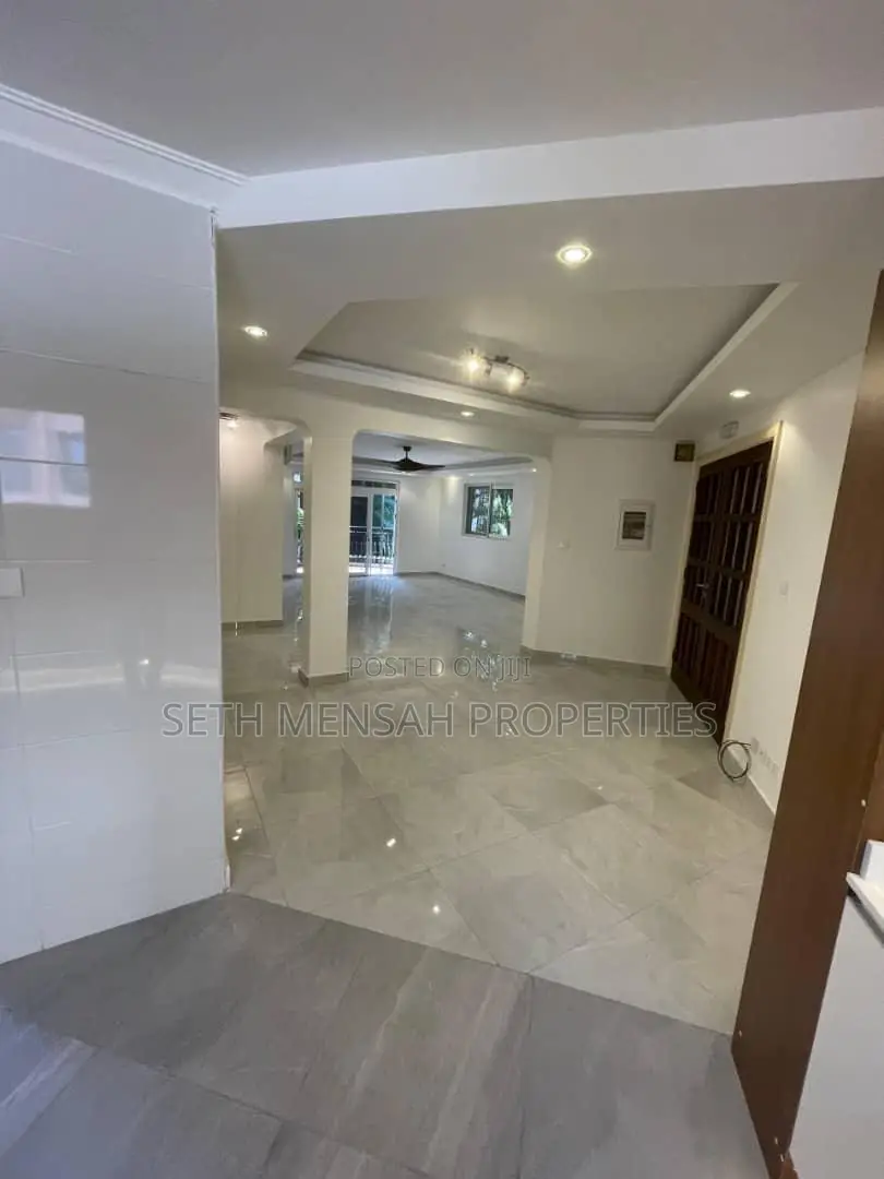 3bdrm Apartment in 3 Bedroom Apartment for sale