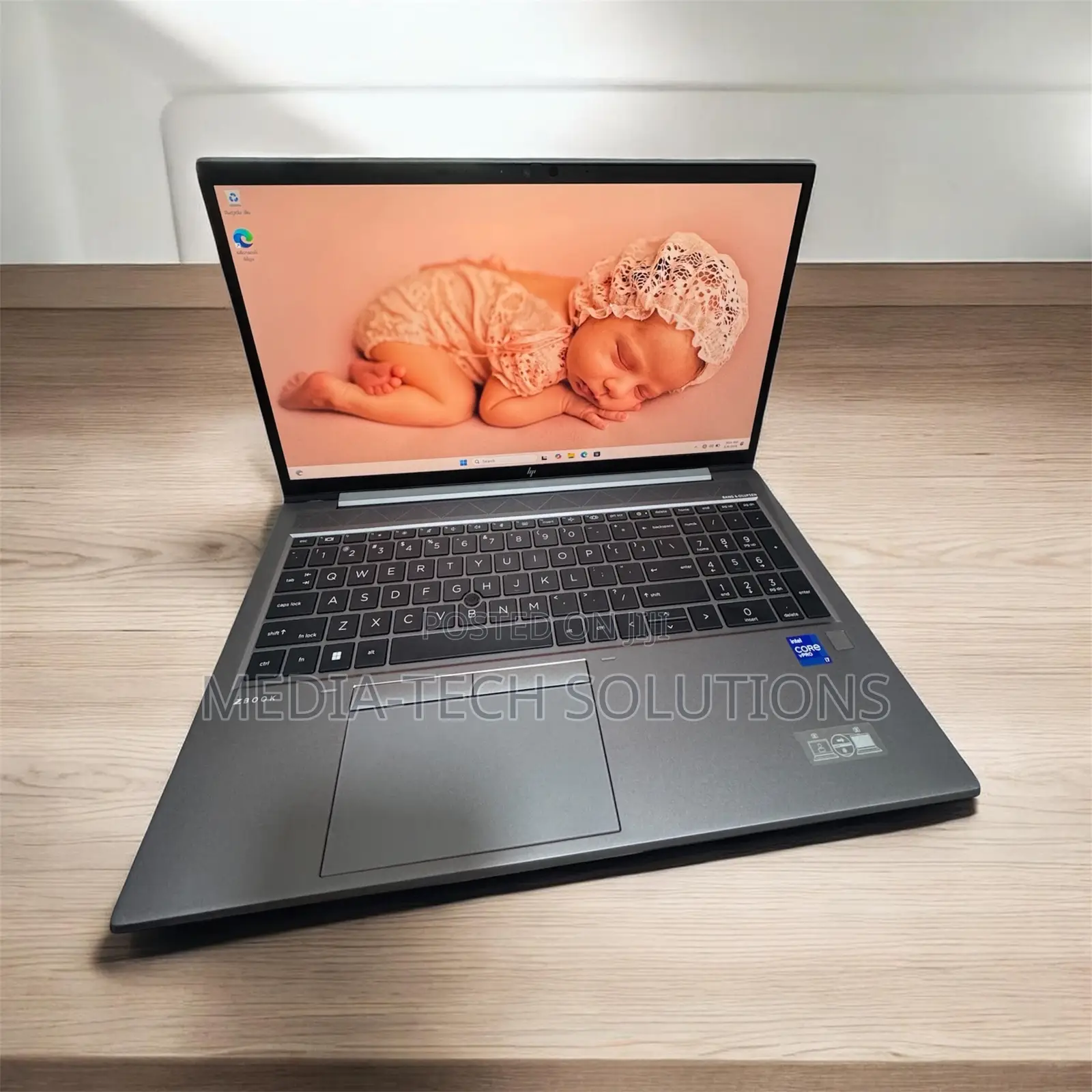 Laptop HP ZBook Firefly G8 16GB Intel Core i7 SSD 512GB