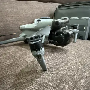 DJI Air 3 (Fly More)