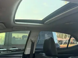 Toyota Corolla XSE (1.8L 4cyl 2A) 2019 Green